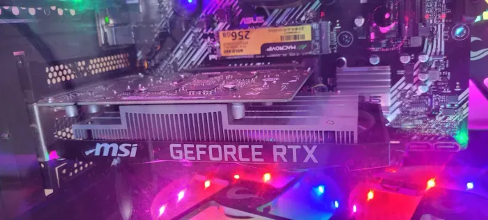Placa de video 3050 6gb MSI