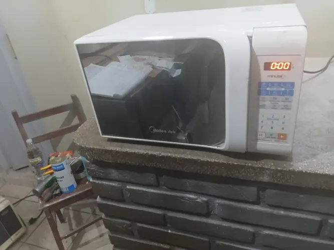 Microondas midea espelhado