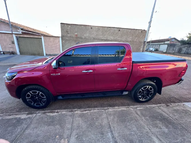 Toyota Hilux CD SRV 4X4 2.8 TDI Diesel Aut. 2022