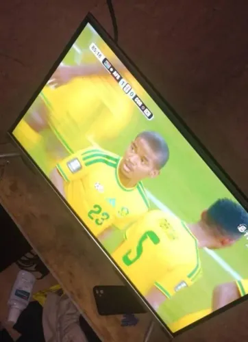 Tô vendendo uma televisão muito boa sem nenhum defeito em documento em nota fiscal