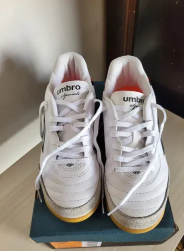 Chuteira Futsal Umbro Speciali Masculino TAM 38