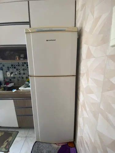 Vende -se geladeira continental 460 litros 