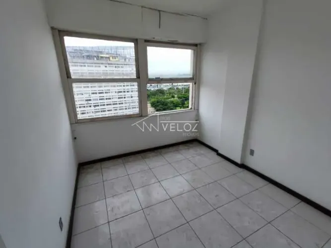 Apartamento : Padrão / Residencial / Centro