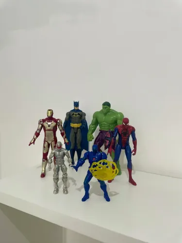 Bonecos vingadores - marvel e dc