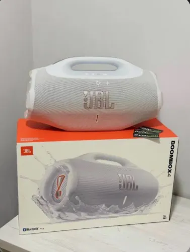 caixa jbl