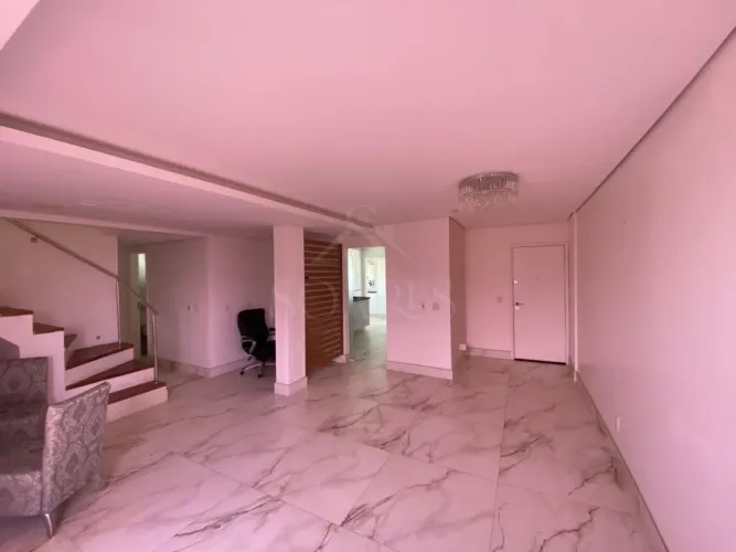Cobertura Duplex 3 Suítes à Venda no Centro de Londrina | Edifício Carnaúba