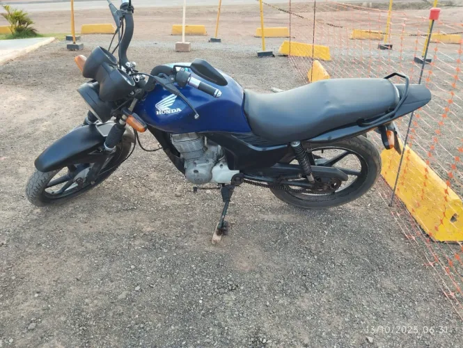 Moto fan 125 azul