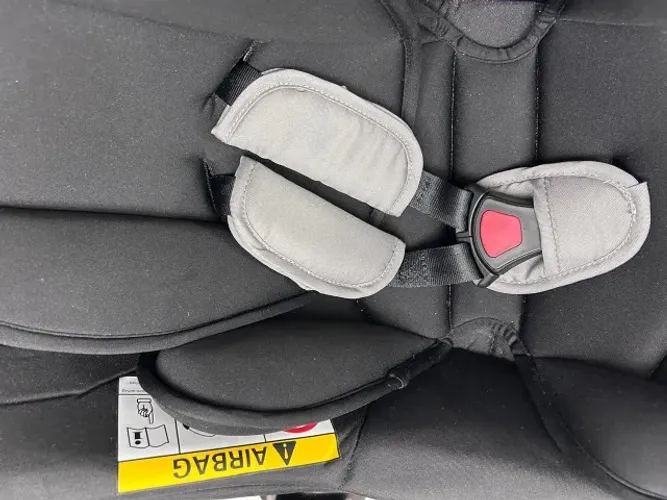 Bebê Conforto 4Safe com Base Isofix (Safety 1st) ? Seminovo ? R$ 450,00
