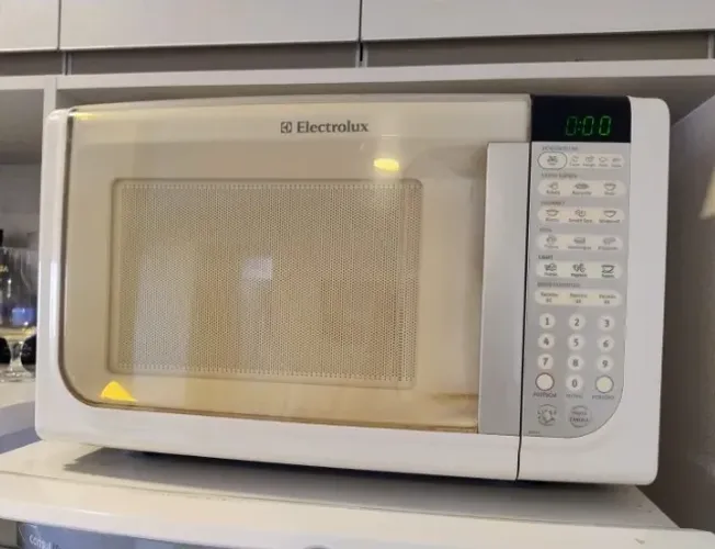 Microondas Electrolux 31 Litros Mef41 Branco