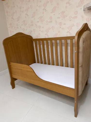 Berço que vira mini cama 