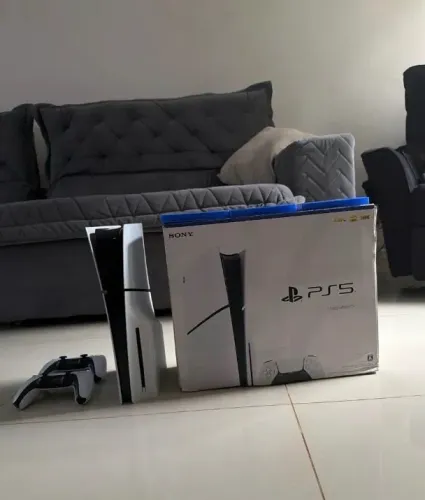 PS5 SLIM 1TB NOVO COM 1 CONTROLE