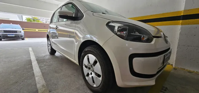 Volkswagen Up! Move 1.0 Total Flex 12V 5P 2015