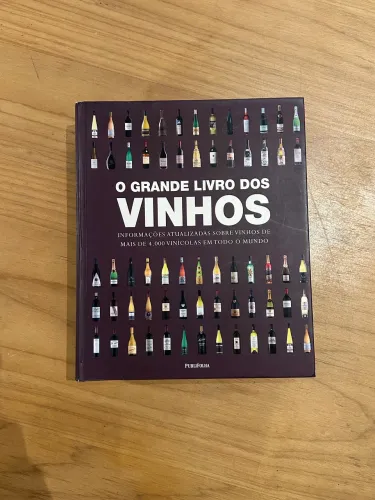 Livro: o grande livro dos vinhos