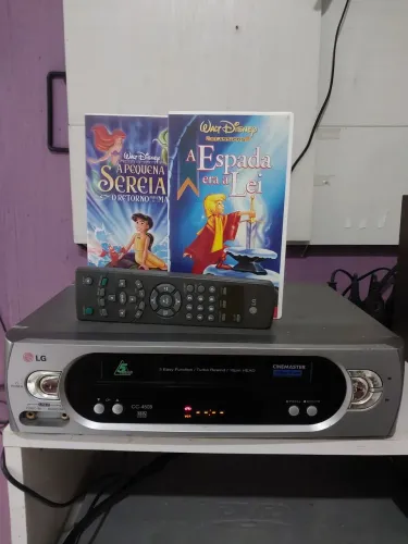 Vídeo cassete lg