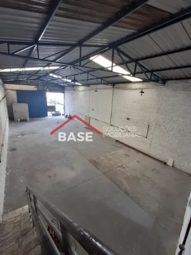 Galpão para Locação em Área Industrial