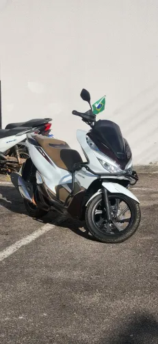 MOTO Honda PCX 2021 SEMINOVA