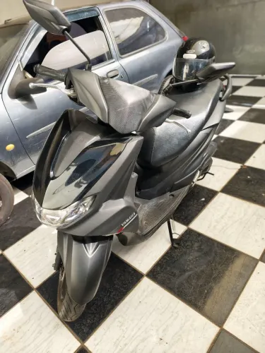 Yamaha fluo 125 único dono