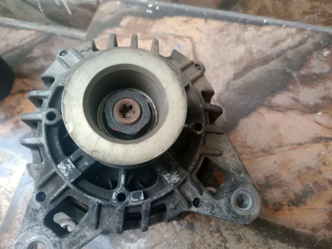 Vendo Alternador Duster