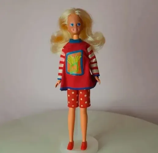 Barbie Estrela, Skipper McDonalds