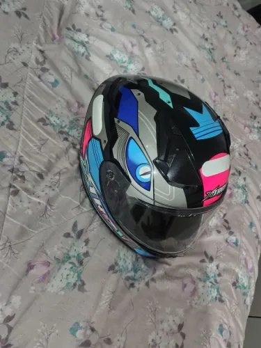 Capacete