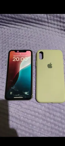 Vende se iPhone xr semi novo tel *