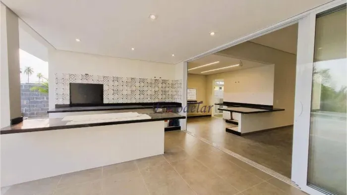 Casa com 4 dormitórios à venda, 270 m² por R$ 1.750.000,00 - Salto de Pirapora - Salto de 