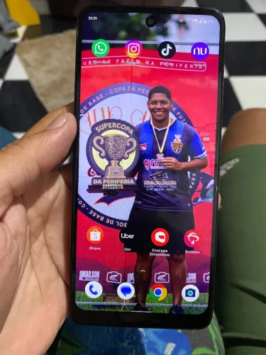Troco em iPhone <br>ótimo estado de conservação o celular ! Motolola E32