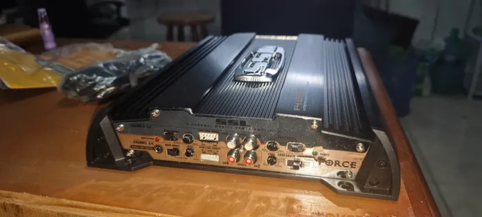 Modulo Potência Amplificador automotivo
