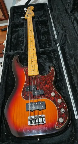 Baixo Fender American Deluxe Precision (Suhr) 1997 c/ Hard Case Gator.