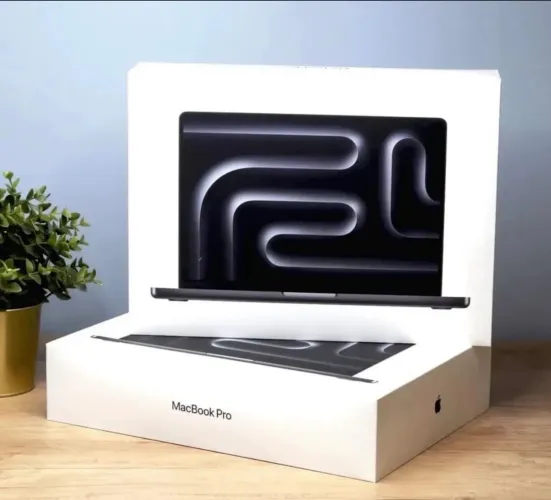 MACBOOK PRO M5 MAX 36 RAM-2TB SSD- 16 POL - NOVO