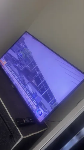 Vendo smart tv led 40 polegadas Philips (Leia o anúncio)