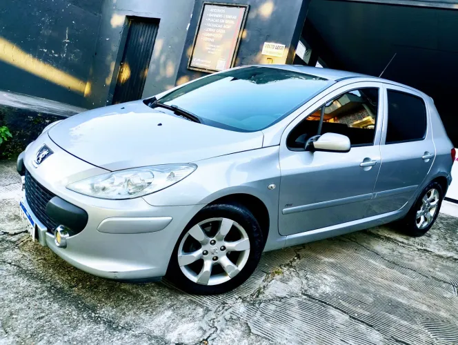 Peugeot 307 Soleil/ Presence 1.6/1.6 Flex 16V 5P 2011