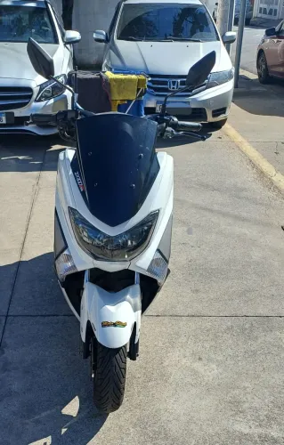 Yamaha NMAX 160 2018 BAIXA KM