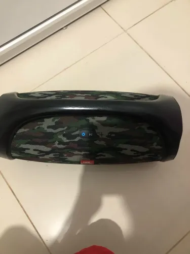 Vendo JBL boombox 1