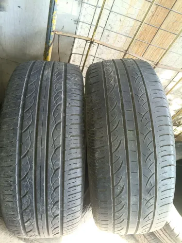 Pneus 235X55R17 $200 *0