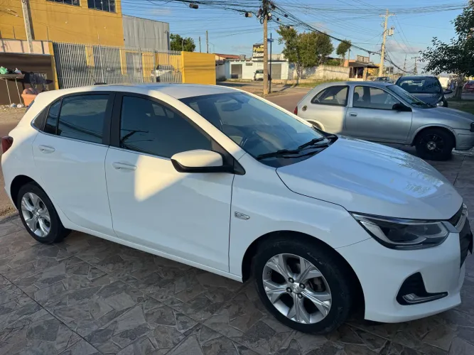 Chevrolet Onix Hatch Premier 1.0 12V TB Flex Aut. 4P 2022