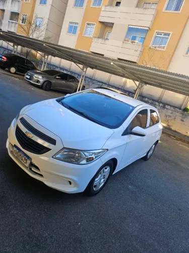 Chevrolet Onix JOY Hatch 1.0 8V Flex Mec. 4P 2018