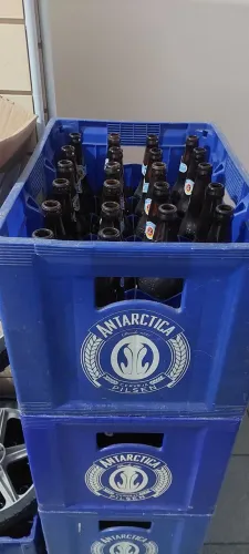 Caixa de cerveja e vazilhame