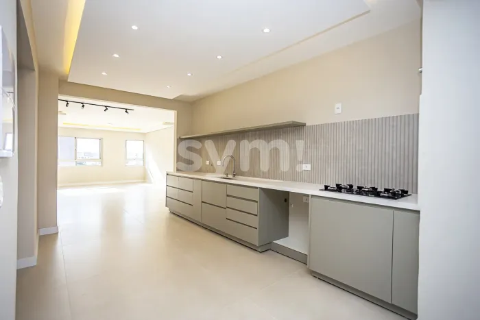 APARTAMENTO 3 QUARTOS NO CENTRO REFORMADO