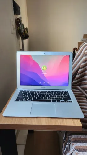 Macbook Air A1466 2017 I7 2,2GHZ 8gb Ram 256Gb Ssd