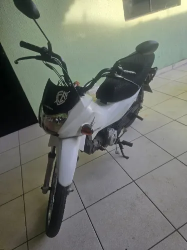 Venda de motos em perfeitas condições 