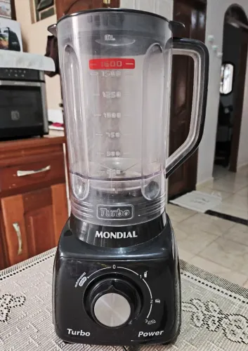 Liquidificador Mondial turbo power
