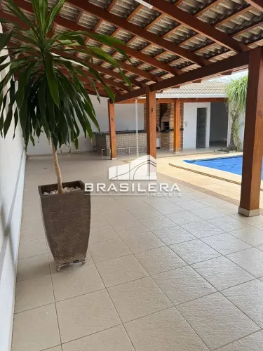 Casa 04 quartos duas suítes em condomínio fechado à venda, Jardim Atlântico, Goiânia, GO