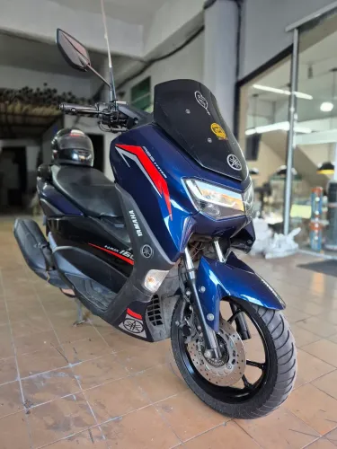 Vendo nmax 160 em ótimo estado