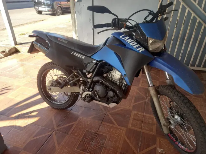Vendo Moto Lander 250 