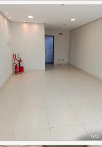 Sala linda  com 40m2 nos bancarios, sem cobrança de condomínio 