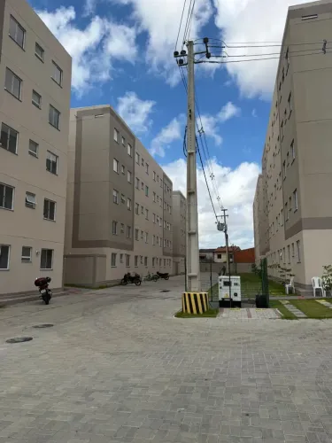 Apartamento de repasse no condomínio no bairro Aracapé com varanda pronto para morar