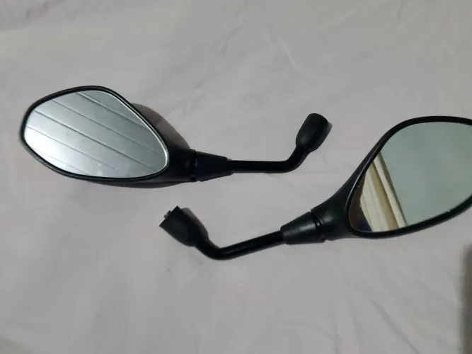 Par de retrovisor F800 gvs