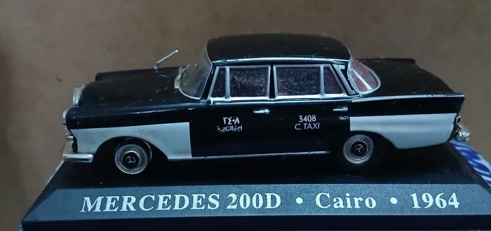 Miniatura Taxi Mercedes 200D Cairo 1964