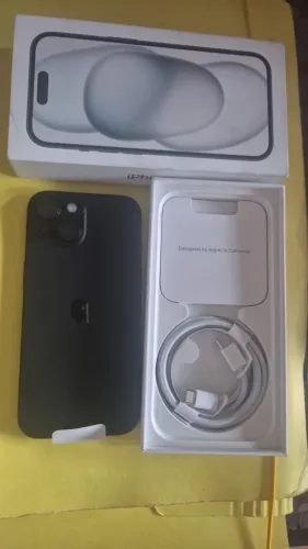 iPhone 15 258GB Preto